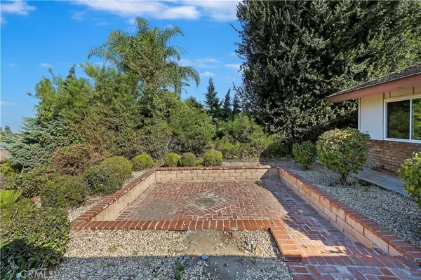 Riverside, CA 92506,1440 Trenton DR