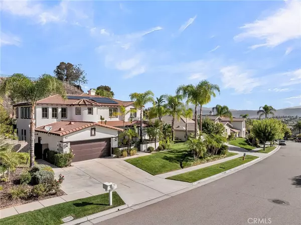Corona, CA 92883,1727 Honors LN