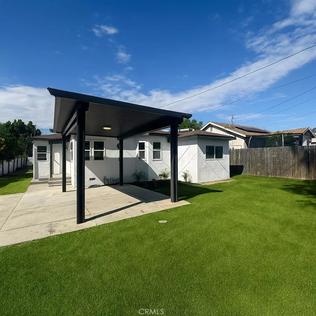 San Bernardino, CA 92407,3230 Bronson