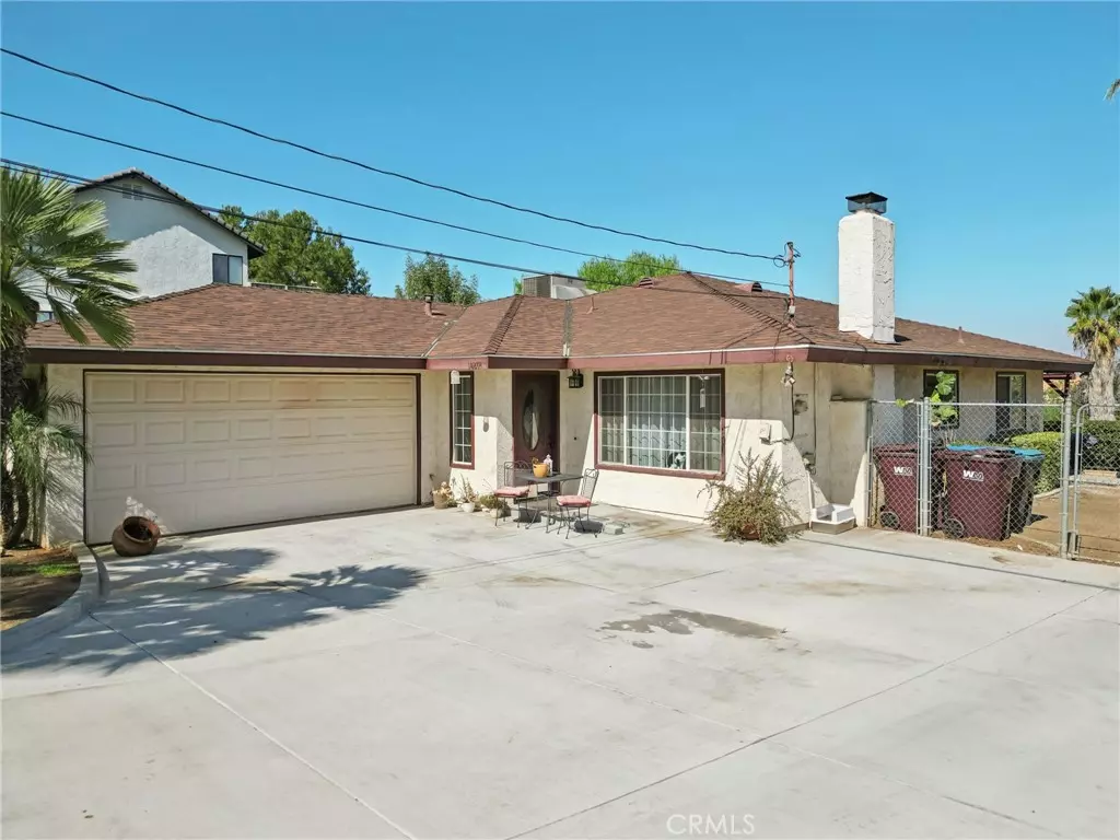 Riverside, CA 92503,14284 Laurel DR