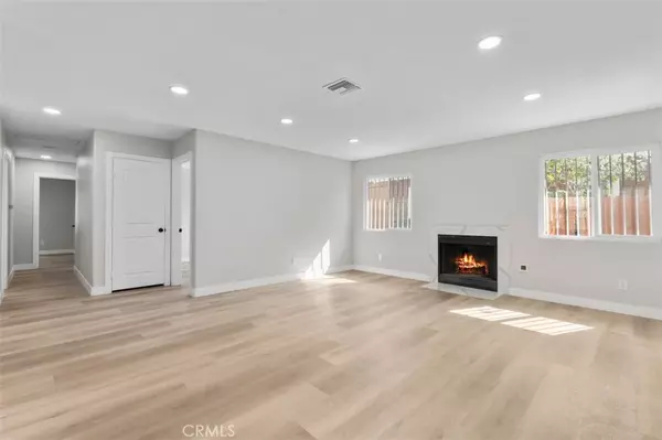 San Bernardino, CA 92410,977 N G