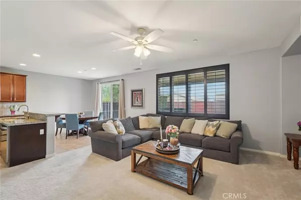 Fontana, CA 92407,18335 Damiana