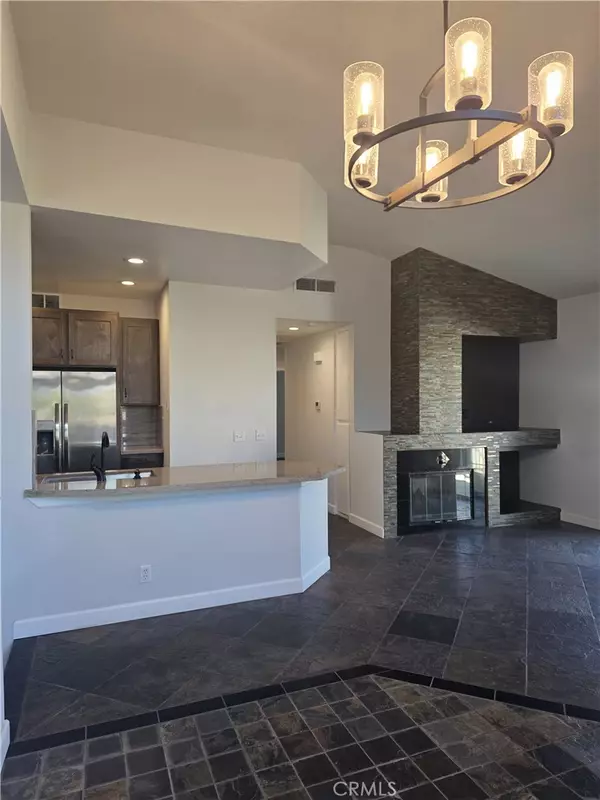 Anaheim Hills, CA 92808,7706 E Viewrim