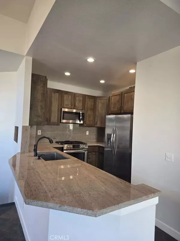 Anaheim Hills, CA 92808,7706 E Viewrim