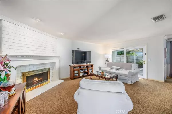 Redlands, CA 92374,1562 E Citrus AVE