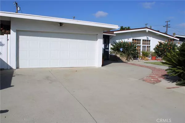 447 S Newton, Covina, CA 91723