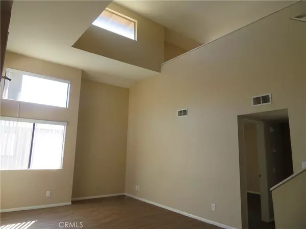1341 Massachusetts AVE #205, Riverside, CA 92507