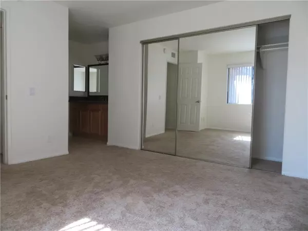 Riverside, CA 92507,1331 Massachusetts AVE #203