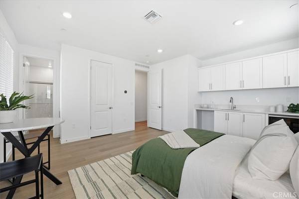 Ventura, CA 93003,2392 Haley Point Drive #104