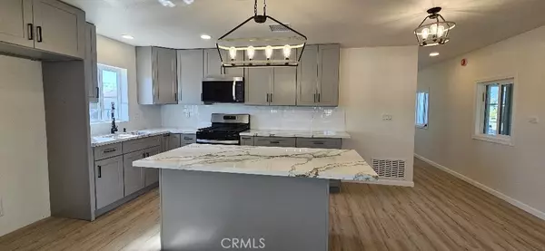 Ridgecrest, CA 93555,239 S Sunset