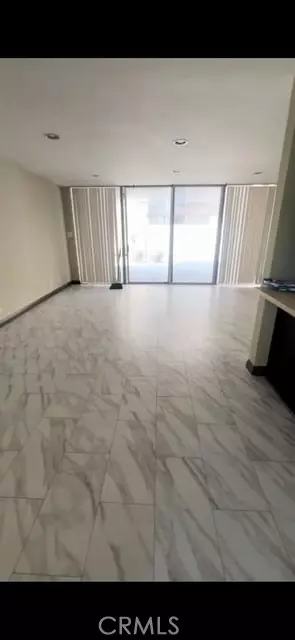 Riverside, CA 92506,6979 Palm CT #113D