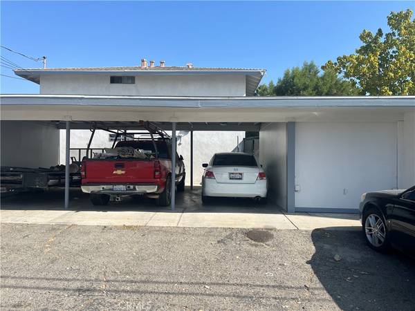 Fontana, CA 92335,8834 Wheeler