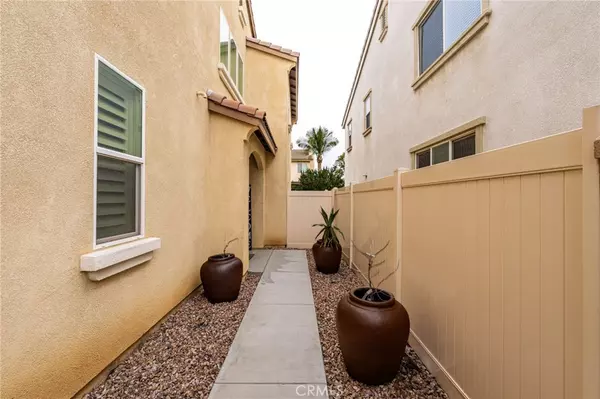 Eastvale, CA 92880,7056 Stratus