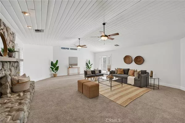 Riverside, CA 92503,11306 Warmington