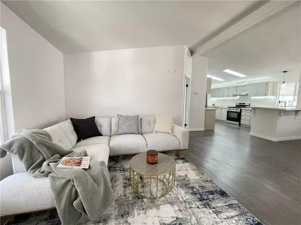 Ontario, CA 91761,1456 E Philadelphia #145