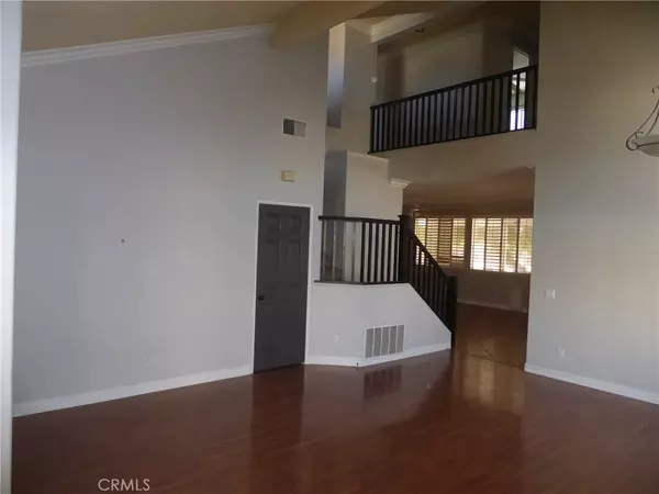 Corona, CA 92883,27069 Dawnview CT