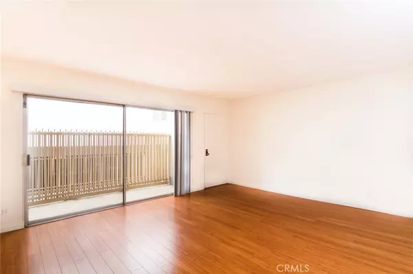 Santa Monica, CA 90403,1122 W 9th #4