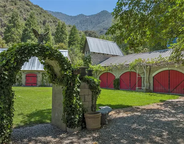 Oak Glen, CA 92399,38838 Birch Creek