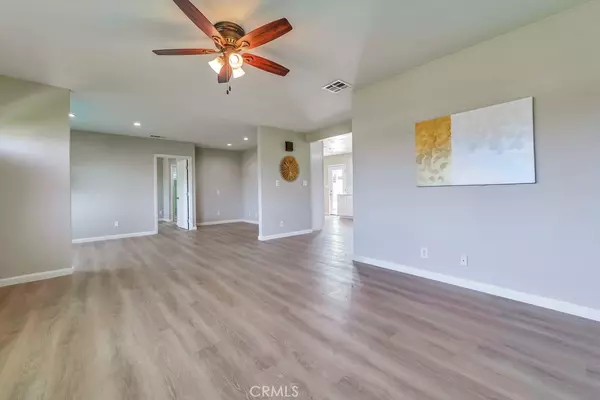 Corona, CA 92881,19789 Evelyn