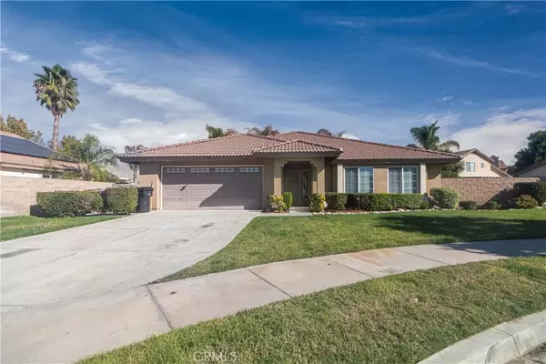 Hemet, CA 92543,828 Coramdeo CT