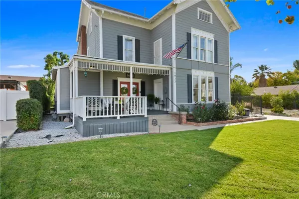 Redlands, CA 92373,1033 W Palm AVE