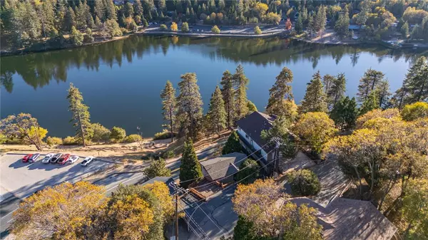 Crestline, CA 92325,24375 Zurich DR