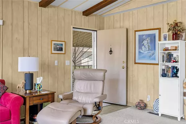 Hemet, CA 92545,1772 Burr Oak