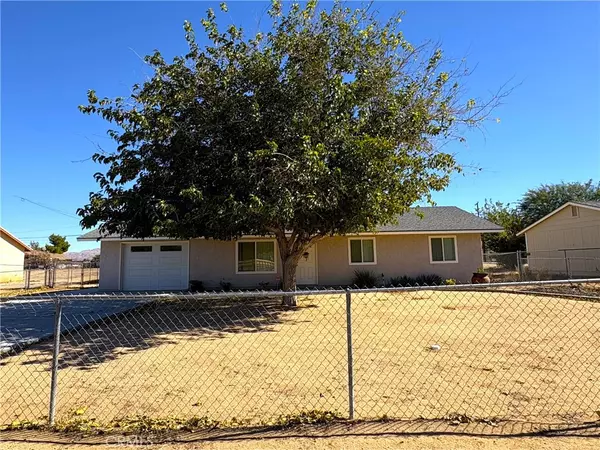 12827 Tamiani, Apple Valley, CA 92308