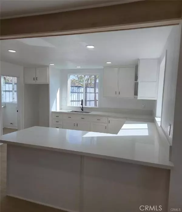 Riverside, CA 92507,434 Highland