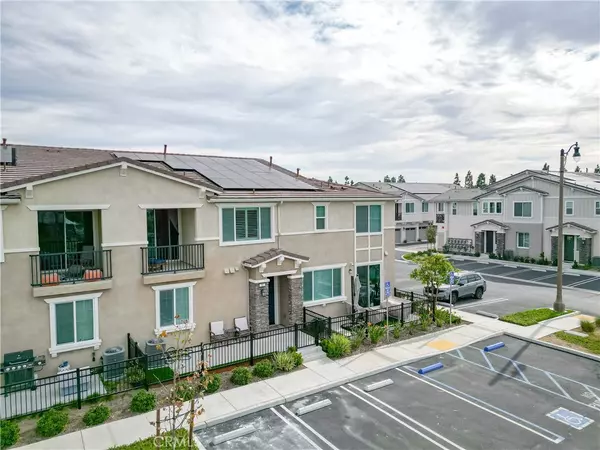 Fontana, CA 92336,16540 Wyndham LN #10