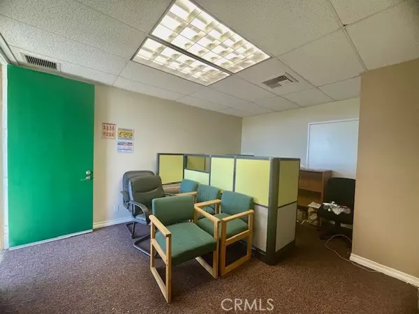 Upland, CA 91786,222 N Mountain #211-B