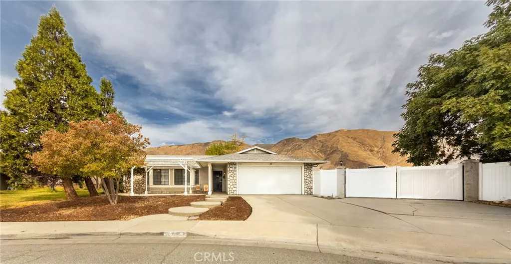 San Jacinto, CA 92583,215 Yellowstone CT