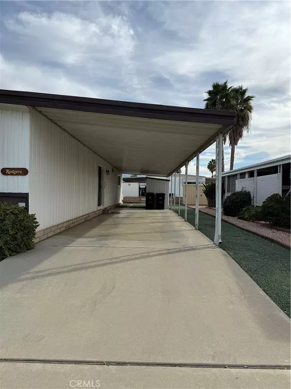 Hemet, CA 92543,944 S Elk