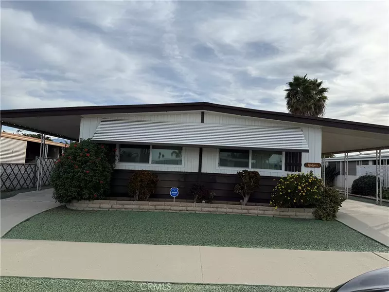 944 S Elk, Hemet, CA 92543
