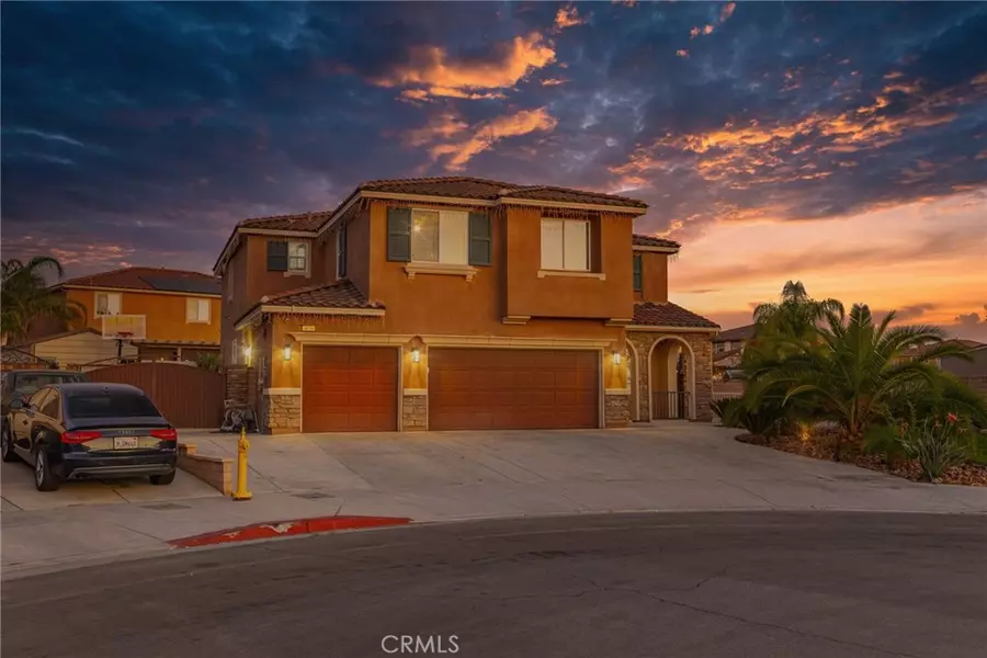 873 Santona CT, Perris, CA 92571