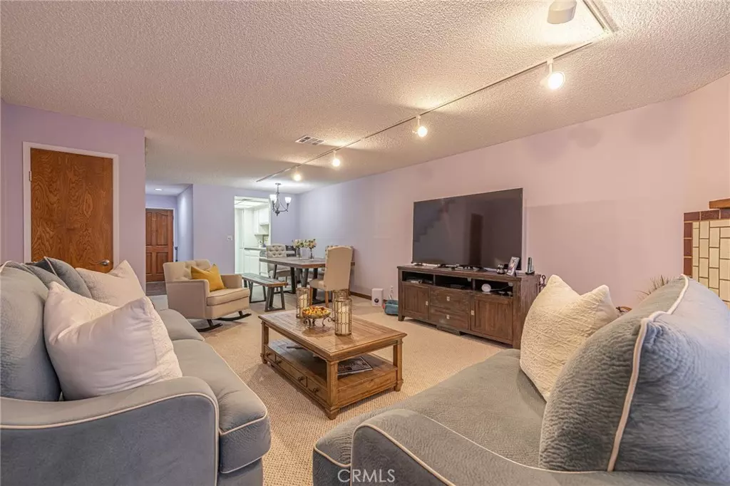 Glendale, CA 91202,1114 San Rafael #7