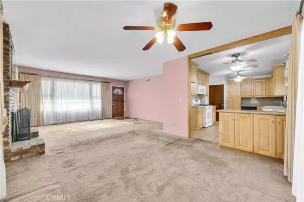 Riverside, CA 92504,3921 Heidi