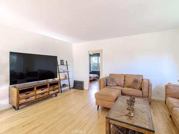 Lakewood, CA 90713,5857 Eastbrook