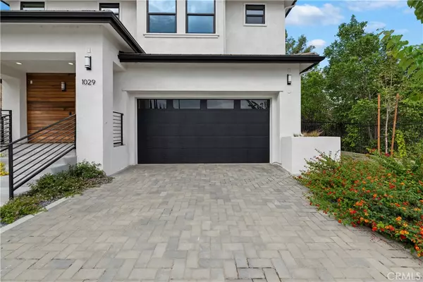 Los Angeles, CA 90042,1029 N STALEY LANE