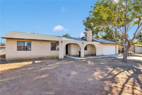 15457 Washoan, Apple Valley, CA 92307