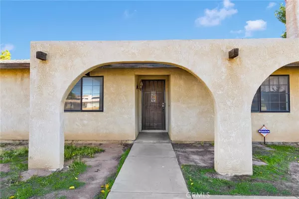 Apple Valley, CA 92307,15457 Washoan