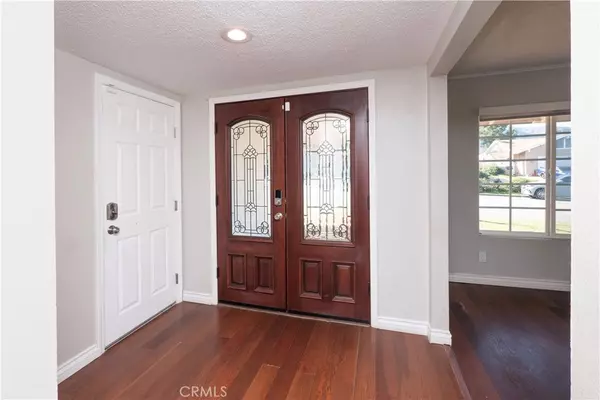 Corona, CA 92882,1911 Pine Crest DR