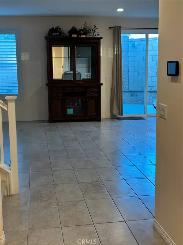 Fontana, CA 92336,17026 Schneider