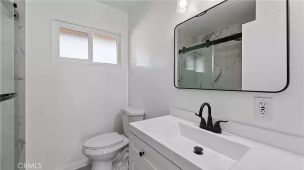 Long Beach, CA 90802,527 Cedar AVE #2C