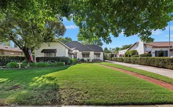 Riverside, CA 92506,3630 Castle Reagh