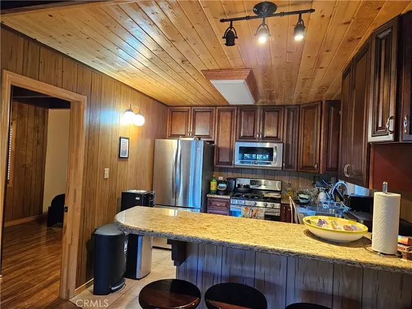 Pine Mountain Club, CA 93222,15405 Acacia