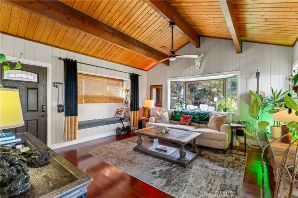 Crestline, CA 92325,337 Wylerhorn