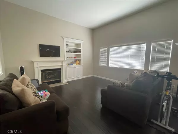 Temecula, CA 92592,43093 Teramo ST