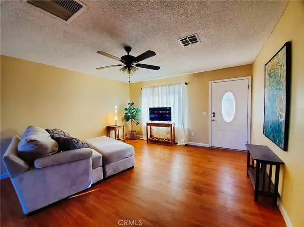 29 Palms, CA 92277,72912 Manana DR