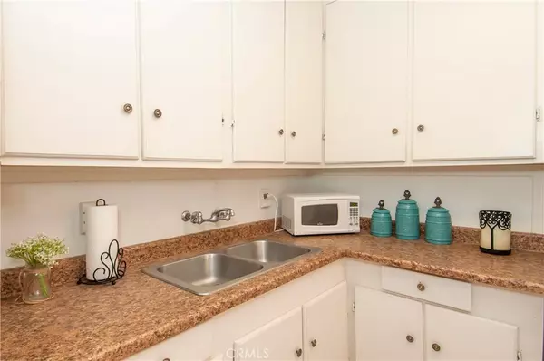 29 Palms, CA 92277,5656 Mariposa AVE